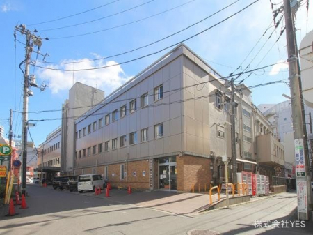 周辺環境　岡田病院　距離1830m